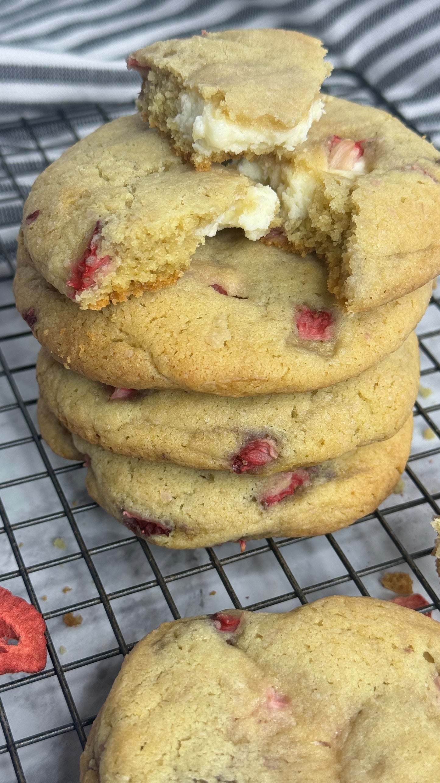 Strawberry Cheesecake Gourmet Cookies