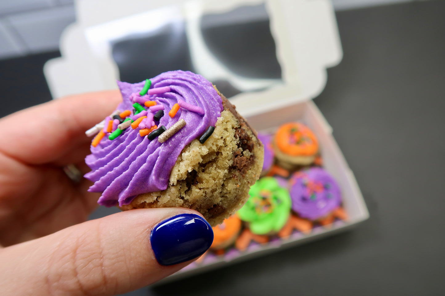 Mini Cookie Cake Bites (8 cookies)