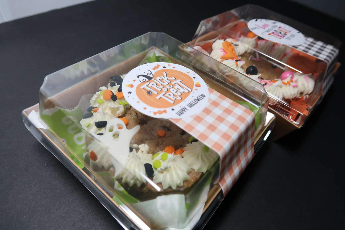 Halloween Mini Cookie Cake